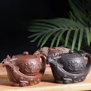 8-2.jpg Gongfu Teapot in Dragon Boat Shape with Strainer Crafted from Black and Brown Yixing Clay Chinese Design