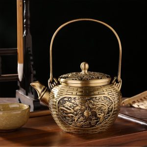Traditional-Luxurious-Dragon-and-Phoenix-Theme-Weave-Antique-Brass-Tea-Kettle-with-Lifting-Beam-4.jpg Traditional Luxurious Dragon and Phoenix Theme Weave Antique Brass Tea Kettle with Lifting
