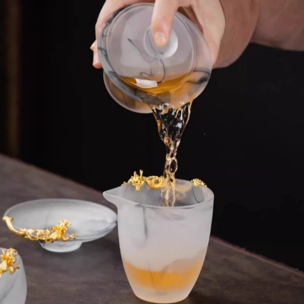 Luxury Chinese Gongfu Tea Cup Set with Colored Glaze and Gold Dragon Figurine in Ink Painting Style